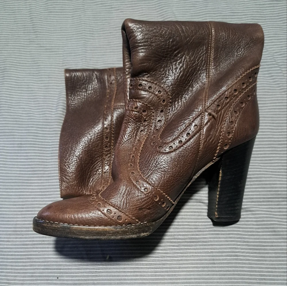 MICHAEL KORS BOOTS Offers Welcomed - Picture 3 of 7